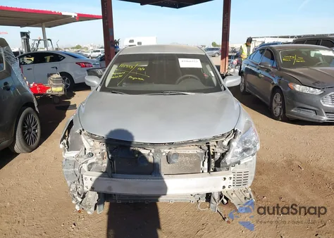 2013 Nissan Altima 2.5 S z USA, uszkodzony, nr VIN 1N4AL3AP8DN496575